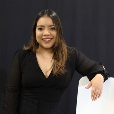 MelissaCorzo5's profile picture. 