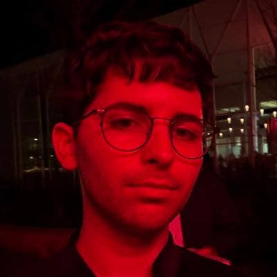 iforgivedriew's profile picture. miley • troye • beyoncé • ariana • drag race • film/tv 🤍