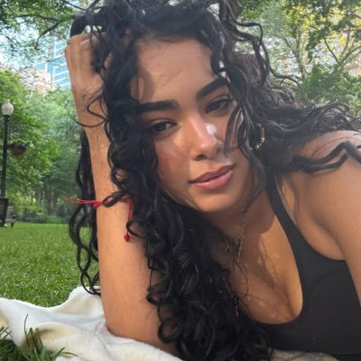 mnlhssn's profile picture. 🍒🕯️🇲🇦 ⵣ