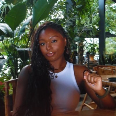 helena1738's profile picture. don't take me seriously