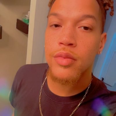 a bit much to handle; can’t you tell? #LGBTQ #mississippi #stoner 🍃 #funsize 5’6🌈. North Mississippi #problematicmuch ? Add me on SC @ChanceByCj👻