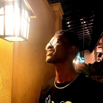 Pastor
CEO ROYALTY graphics co.
Oil and Gas scientist
Social Media manager