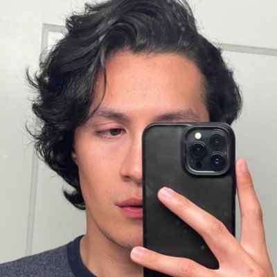 i’m 6’3” with two graduate degrees but i’m still dumb as fuck. usually playing video games, tennis, or watching movies/reality tv. he/him. 🇲🇽🇵🇸🏳️🌈