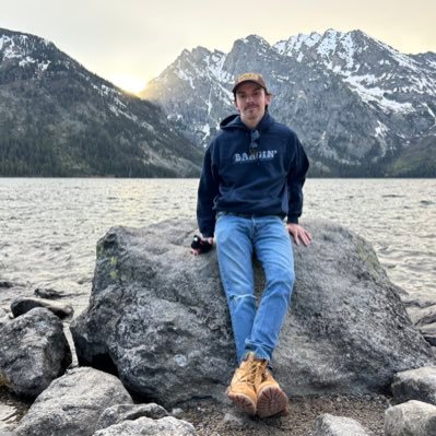 Award-winning sports editor for @swmnsports | Boston College alum