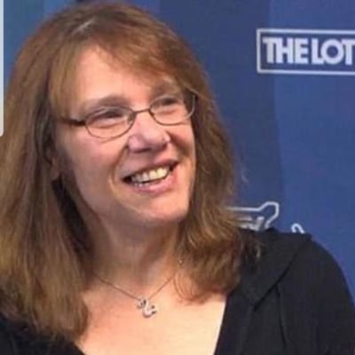 I'm mavis l.wanczyk the powerball lottery winner, am here giving out $50,000 to my followers till I got 2k followers