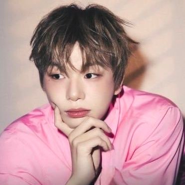 다니엘 행덕계정
FLOWD1기🩵🩵🩵
영원히 다니엘 앓이중💛🧡
다니엘 하고픈거다해🤩😍
플로디1기😁
매일이 다니엘로 행복하길~🙏🙏🙏