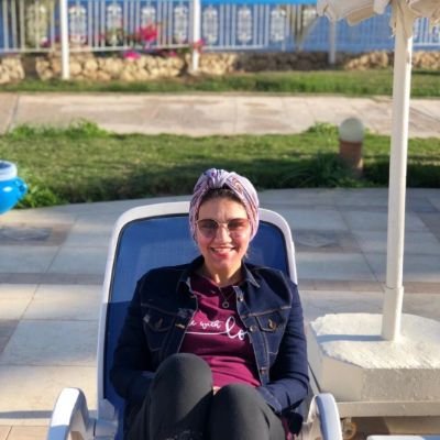 ghadeer2195's profile picture. 