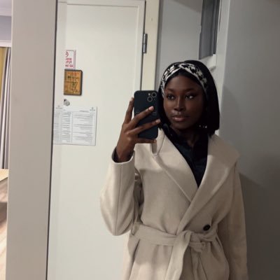 Aur_ianey's profile picture. 🌚