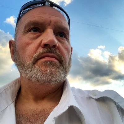 WernerAG1971's profile picture. Freischaffender Autor, Brandschutzbeauftragter im Sicherheitsdienst. Singlevater mit 3 erwachsenen Söhnen. ❤️🤍❤️💙💙💙 #HEIMAT Werner Alexander Gschwandtner