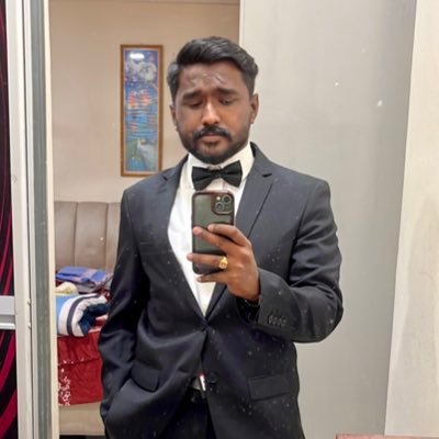 harihar4n's profile picture. 26 | a dr, a perfume enthusiast, Culé.