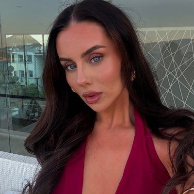 IG-laurennddavies Tiktok-laurennddavies