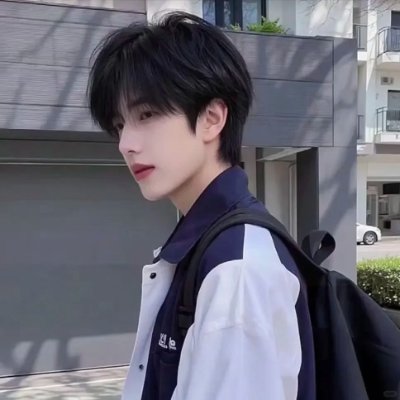 PatrykMiko's profile picture. Oryginalny na swój sposób.