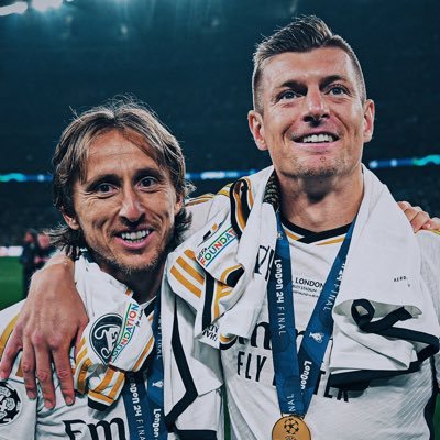 Global citizen. F.R.I.E.N.D.S geek. Hala Madrid. Politics, Sports, & Movies. Atheist, Liberal. Believe in Non violence. Like and RT are not endorsements