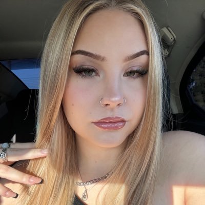♡ Verified on OF ♡ Size 10 Feet ♡ Divine Canadian Domme ♡ ♡ Giantess ♡ ⊹ paid for existing ⊹