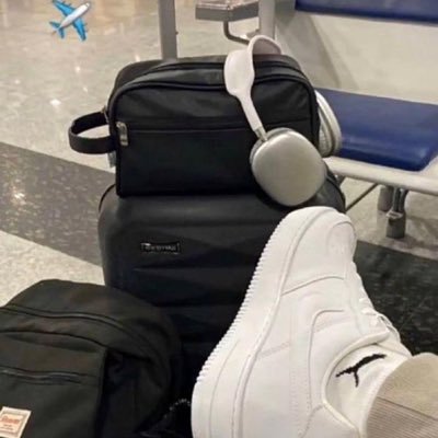 doughty_Ha's profile picture. Writer| Political Science| Liverpool| Forever 20 🕊️