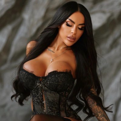 Classy ✨Russian model with a wanderlust soul. Let's spark an adventure-ready for the ride? Based in NY ~ 💌meet.angeltaty@proton.me