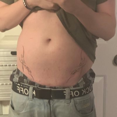 inpt_putrid's profile picture. 