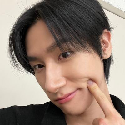 neimbb_7's profile picture. #MONSTAX #MONBEBE #WONHO #WENEE

OT7 Fan account 🐻🐰🐶🐹🐢🐝🐺