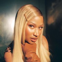 Mrs. Queen (@minajforever12) 's Twitter Profile