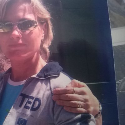 ChriluLf's profile picture. Veneta purosangue. Questo profilo non risponde agli insulti o battute cretine; se non sapete argomentare, cambiate aria.