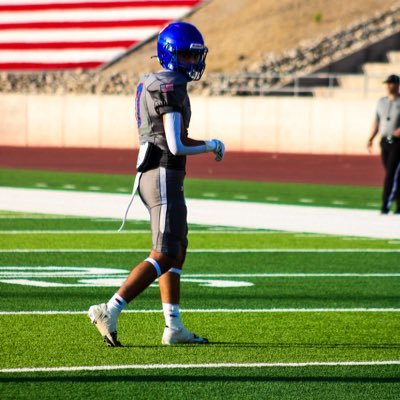 Aaron Peña |158lb,5’11|cb/safety|GPA3.4|Americas High School/Class of 2028| 📲-|9152388569ATH|-Email-aaronpena0414@gmail.com(-)#StudentAthlete