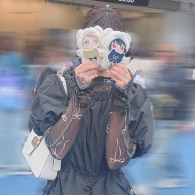 取引垢。あんスタ現地イベの時はそれら関連も呟いちゃう。凛月くんと嵐ちゃん推しのKnightsP。Knights箱推しの為、絵柄によっては推し以外を求める場合もございます。お声掛け時におけるプロカ一読は必須ではありませんが、お取引いただく方はお手隙の際に一読をお願いしており、内容ご快諾頂いたものと判断します。25↑