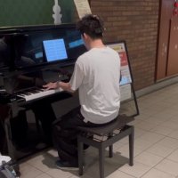 あいやん (@tomochin9617) 's Twitter Profile Photo