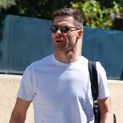 Polat_1957's profile picture. زيدان ومن بعده الموت | سايبها على الله #HalaMadridYNadaMas