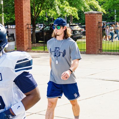 Strength and conditioning coach at Blythewood HS. NASM CPT, NASM PES. Newberry football