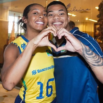 Pagina de humor dedicado ao @minastenisclube e ao mundinho do volei em geral. Zoeira com memes de baixa qualidade. Não levem a sério nada que for postado aqui.