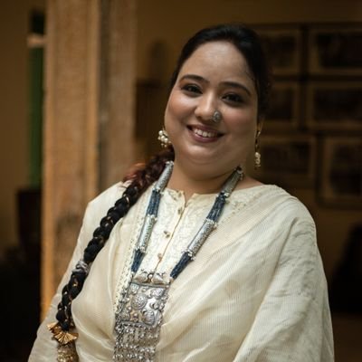 fouziadastango's profile picture. first woman dastango