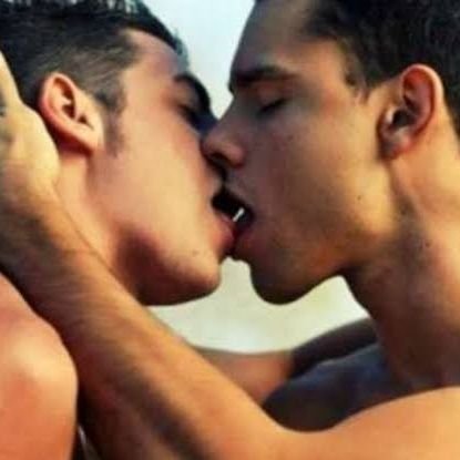 Alexx_Linares17's profile picture. 