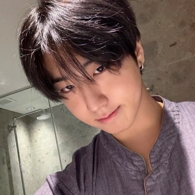 AliaIacono52022's profile picture. Stay but also engene, p1ece and midzy 🎀 She/her | 15 | 🇫🇷