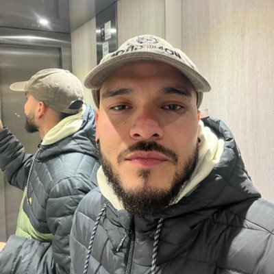 _Pubose's profile picture. CeroSiete