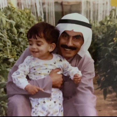 جامع كتب ، جرائد و مجلات / مهتم في تاريخ الكويت 🇰🇼 هُـنـا الـكُـويـت 🇰🇼 الله يرحمك يايبه💔 كَم تَمنّيتُ مُرورَ الأَيامْ و نَسِيتْ إِنَهُ عُمري