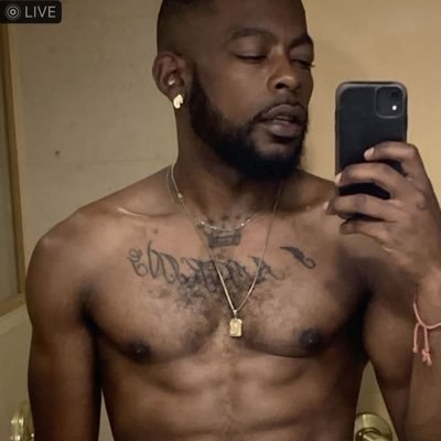 Snap: Kngkrkland Instagram: kngkrkland 🇯🇲🇺🇸#Leo#Queens#Newyork#NYnative#kingshit#melaninking#king#blessed