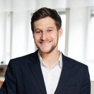 Liberaler | Humanist | Kosmopolit | Technokrat | Kapitalist | OF-1a | Social Media Manager @economiesuisse
#prochoice #provaccine #nafo. Hier privat.