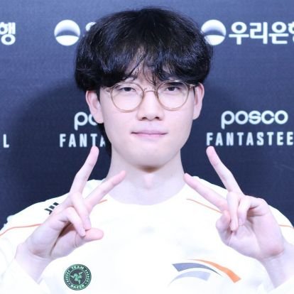 🍊 #HLEWIN • they/them • LCK only • 'the one who believes on the inside'