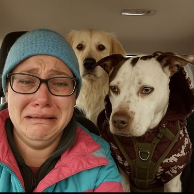Mommy dearest/Dog butt licker and failed author with an alcohol problem. Professional victim who cries when I don't get my way.
Involuntarily single