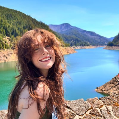 Findom & Soft Domme 〰️If giving turns you on, perfect. I’m very good at being given to. You wouldn’t say no to this face right? Tribute set at $50. 🌸