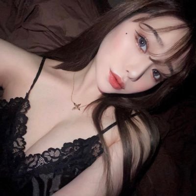 zzz1335817's profile picture. LINE交換できますか? DMを送ってください