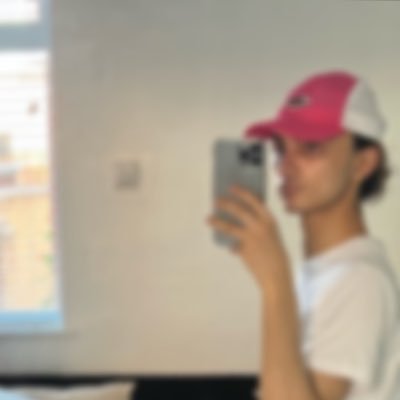 twosnews's profile picture. fashion∩me≠ϕ — fashion student