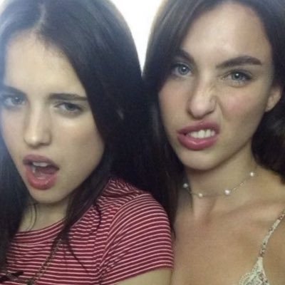 ettienif's profile picture. 