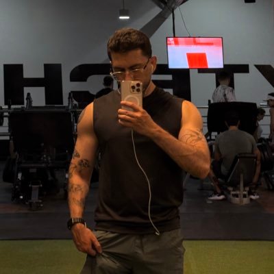 arleyquintero_'s profile picture. hi gay!