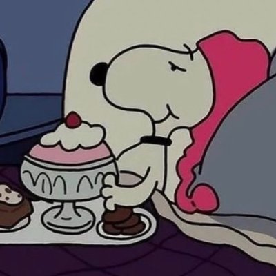 Apenas uma mulher ansiosa que ama café ☕✨
Psicologia-UFU