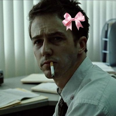 gianna_sixx's profile picture. 17 • Artist of sorts • I LOVE Fight Club • Born to dilly dally, forced to lock in 💪