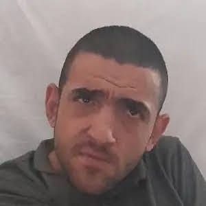 maksutkamberi27's profile picture. 