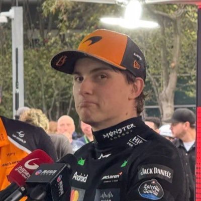 @onlyfansao3f1 probably annoying but i love oscar and would die for him
