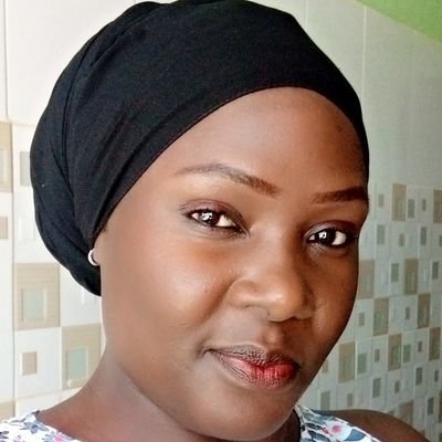 A Linguist❤An Agriculturalist🍅🍏🌽,A Fashion Designer 👖 👗 👕.