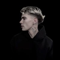 𝑭𝒓𝒂𝒏’𝒔 𝑷𝒓𝒊𝒗 (@cr4zystarboy_) 's Twitter Profile Photo